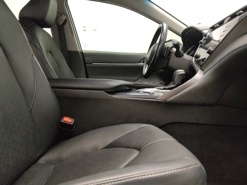 2019 Toyota Camry in Plano, TX 75074 - 18144973 21