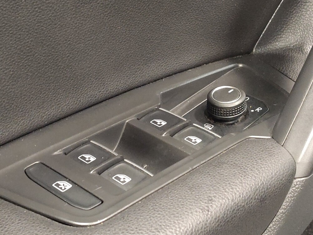 2021 Volkswagen Tiguan in Plano, TX 75074 - 18144974 27