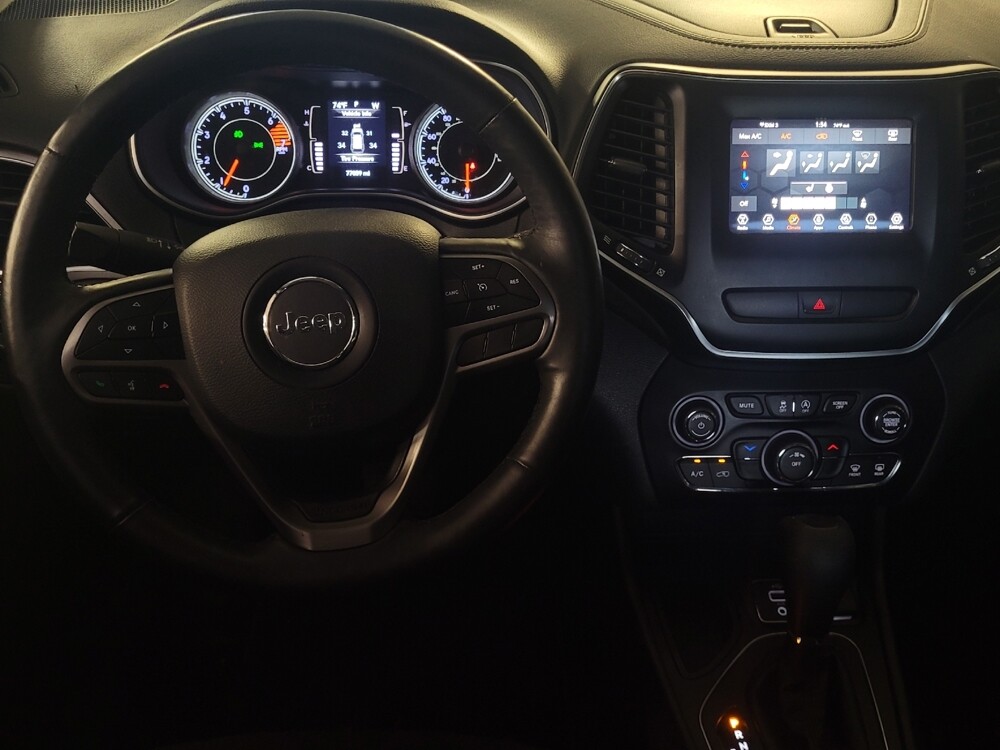2019 Jeep Cherokee in Baton Rouge, LA 70816 - 18144976 22