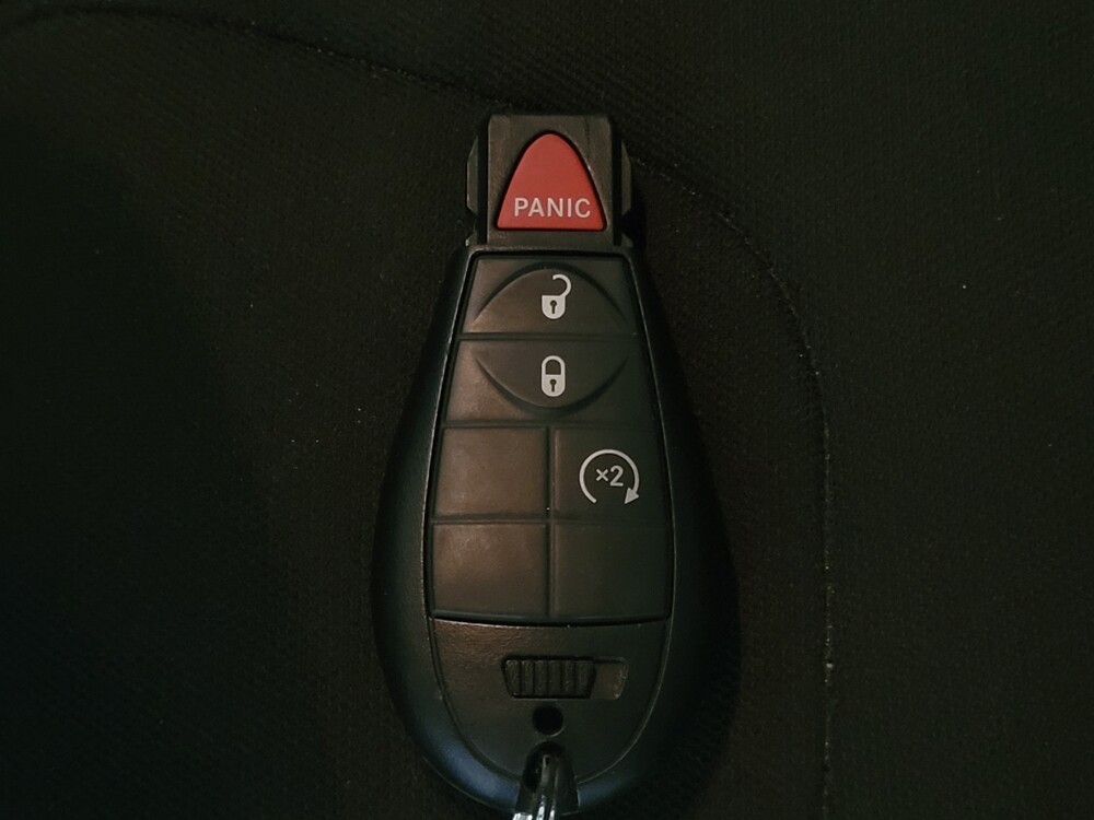 2019 Jeep Cherokee in Baton Rouge, LA 70816 - 18144976 32