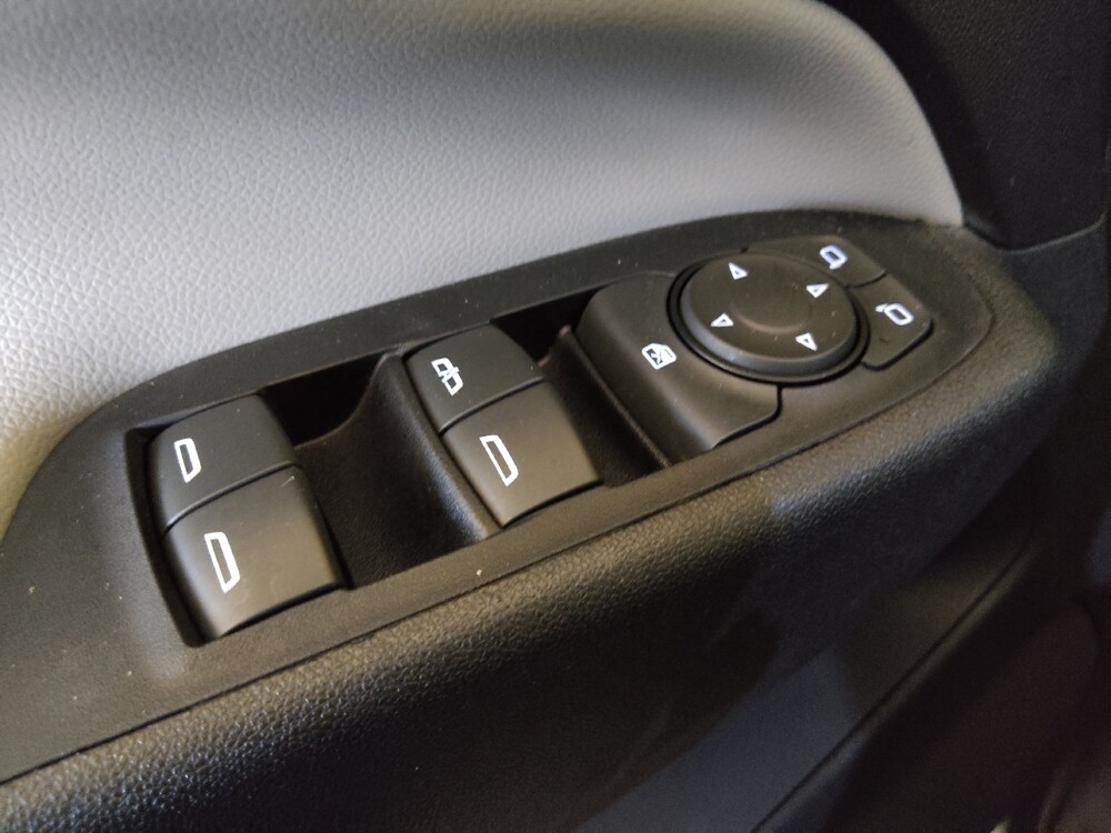 2020 Chevrolet Equinox in Baton Rouge, LA 70816 - 18144979 27