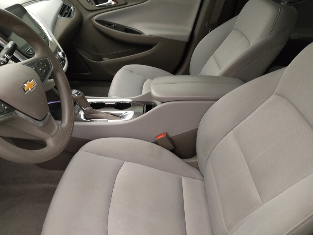 2020 Chevrolet Malibu in Tampa, FL 33612 - 18144986 17
