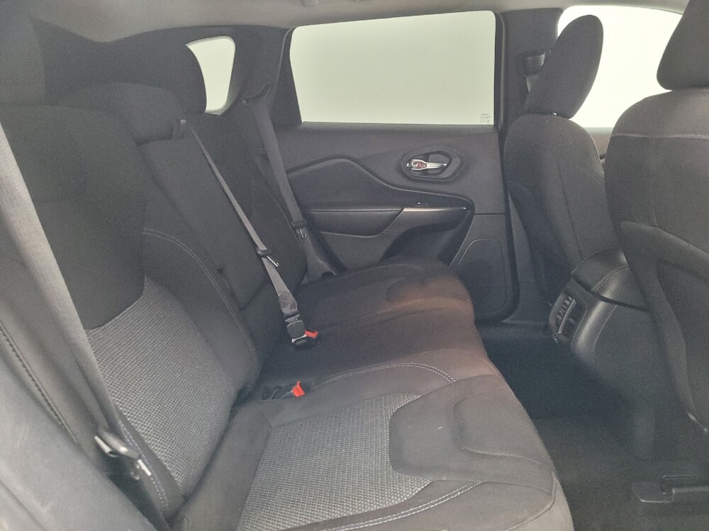 2020 Jeep Cherokee in Las Vegas, NV 89104 - 18144987 19