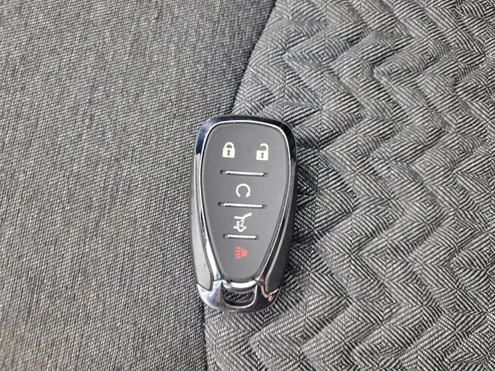 2024 Chevrolet Equinox in Eastpointe, MI 48021 - 18145001 32
