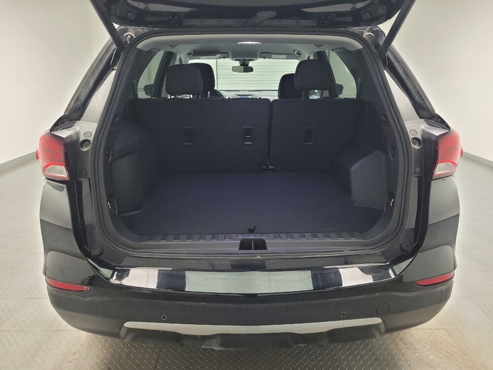 2024 Chevrolet Equinox in Eastpointe, MI 48021 - 18145001 29