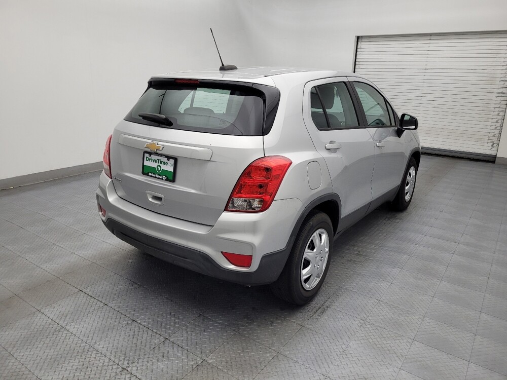2017 Chevrolet Trax in Raleigh, NC 27604 - 18145005 9