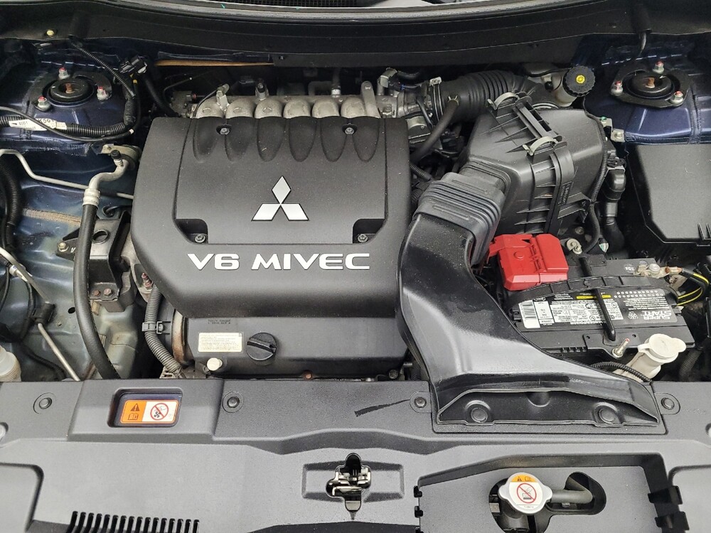 2019 Mitsubishi Outlander in Memphis, TN 38115 - 18145017 30