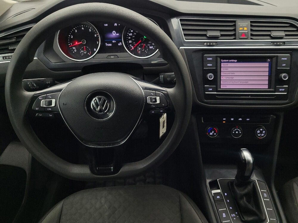 2018 Volkswagen Tiguan in Memphis, TN 38115 - 18145018 22
