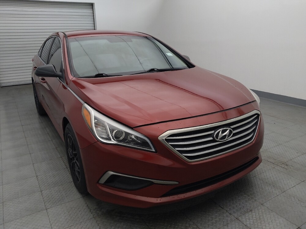 2016 Hyundai Sonata in Live Oak, TX 78233 - 18145020 14
