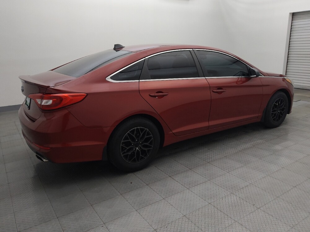 2016 Hyundai Sonata in Live Oak, TX 78233 - 18145020 10