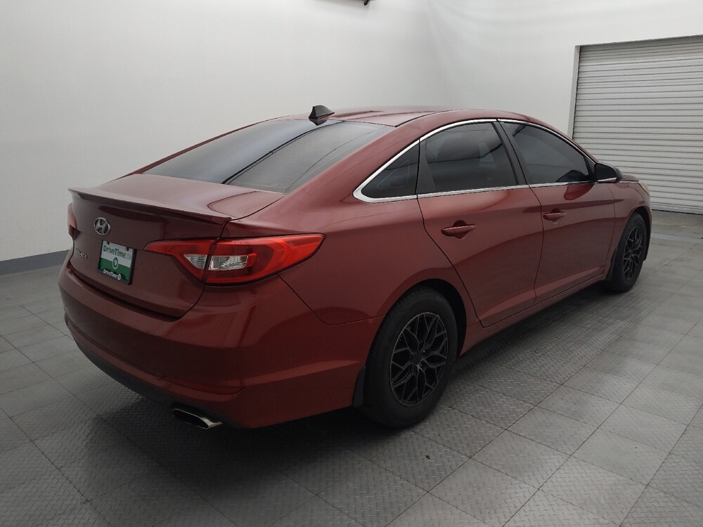 2016 Hyundai Sonata in Live Oak, TX 78233 - 18145020 9