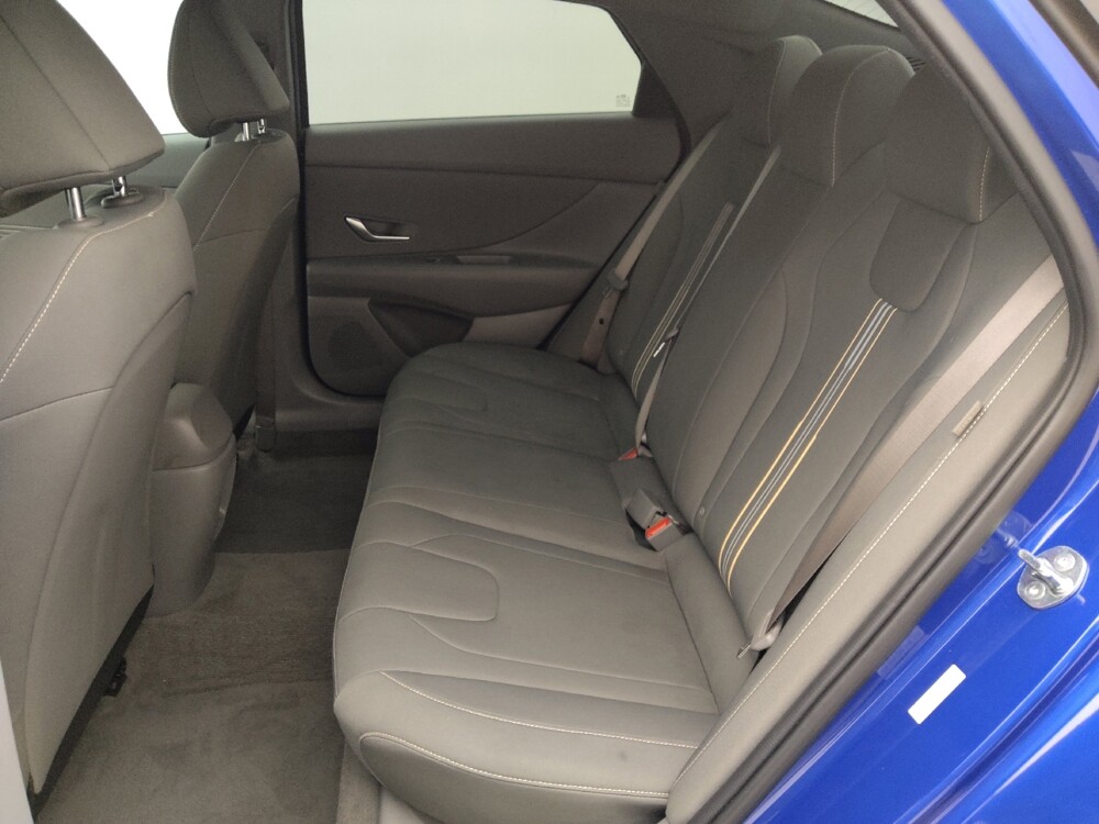 2025 Hyundai Elantra in Houston, TX 77060 - 18145027 18