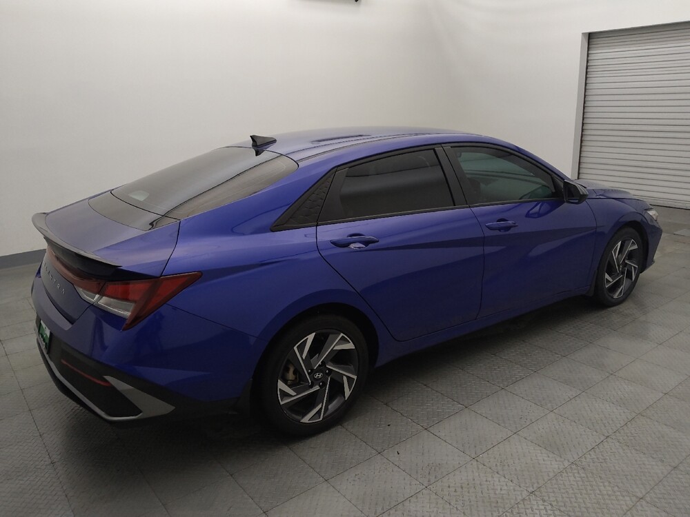 2025 Hyundai Elantra in Houston, TX 77060 - 18145027 10