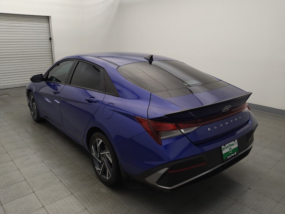 2025 Hyundai Elantra in Houston, TX 77060 - 18145027 5