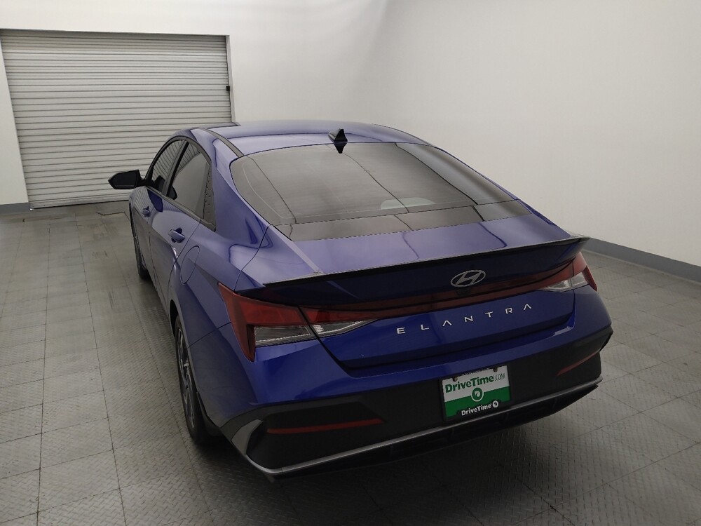 2025 Hyundai Elantra in Houston, TX 77060 - 18145027 6