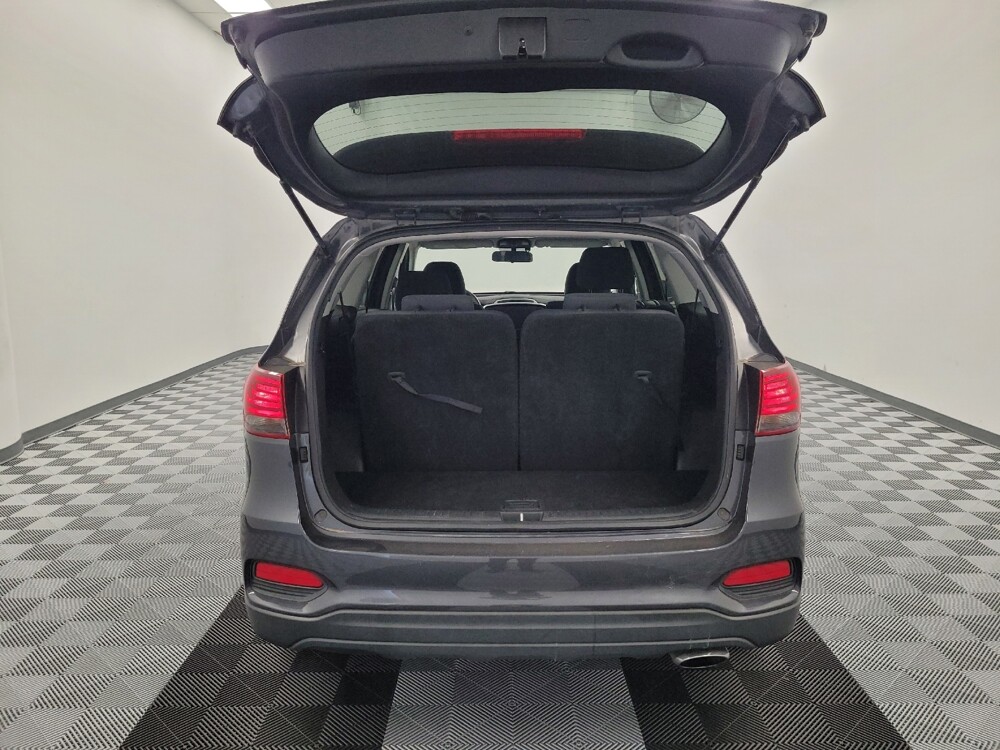 2019 Kia Sorento in Houston, TX 77060 - 18145029 29