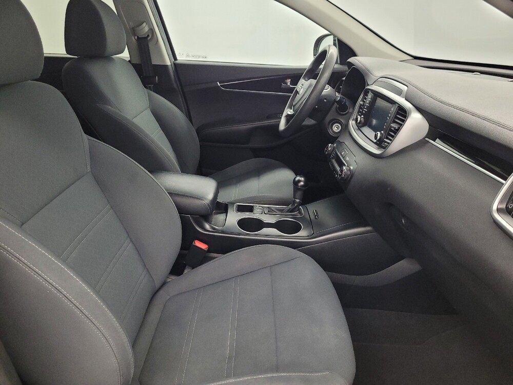 2019 Kia Sorento in Houston, TX 77060 - 18145029 21