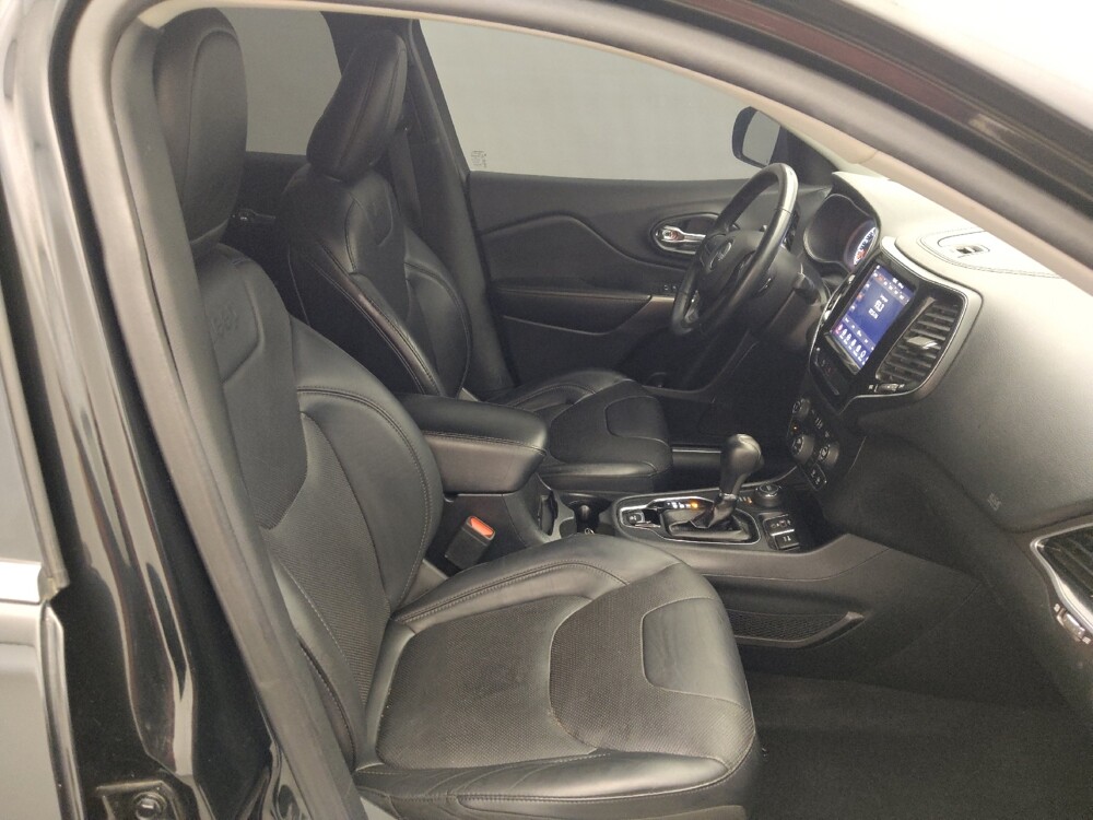 2019 Jeep Cherokee in Houston, TX 77074 - 18145031 21