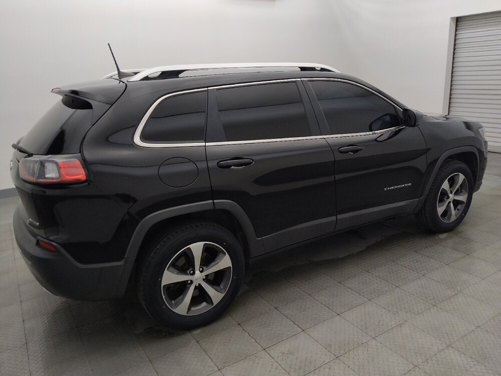 2019 Jeep Cherokee in Houston, TX 77074 - 18145031 10