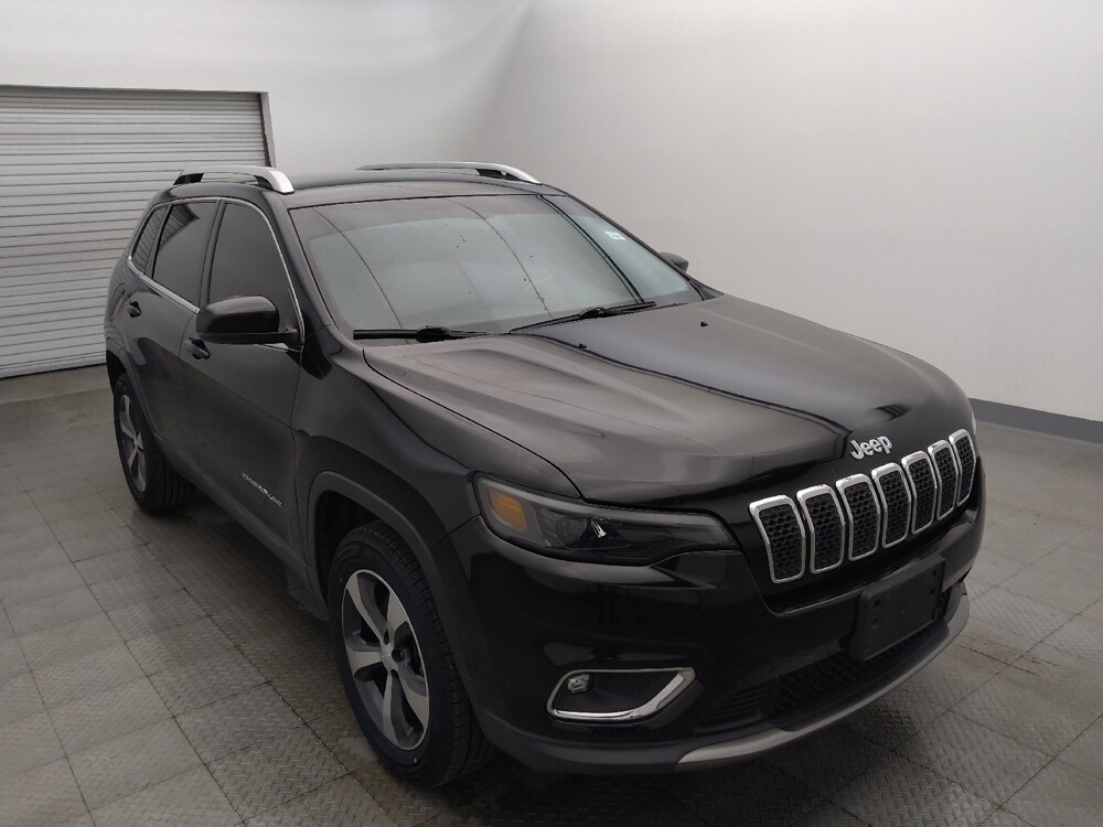 2019 Jeep Cherokee in Houston, TX 77074 - 18145031 13