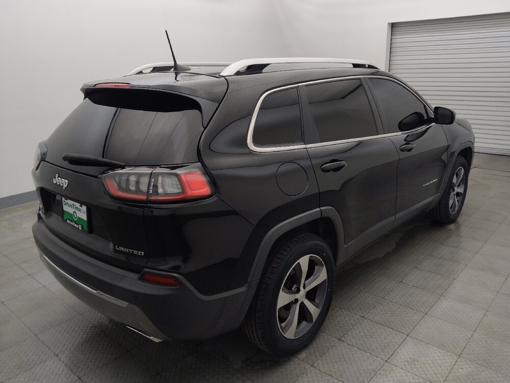 2019 Jeep Cherokee in Houston, TX 77074 - 18145031 9