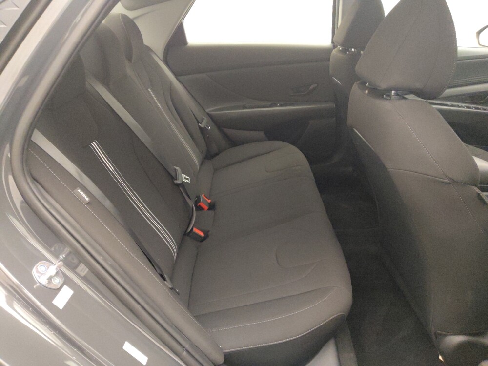2025 Hyundai Elantra in Round Rock, TX 78664 - 18145032 19