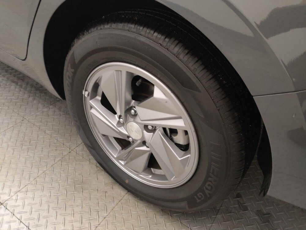 2025 Hyundai Elantra in Round Rock, TX 78664 - 18145032 31