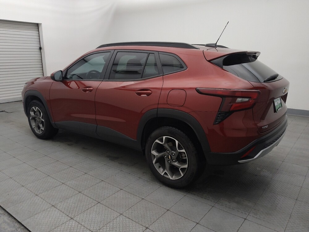 2024 Chevrolet Trax in Houston, TX 77060 - 18145033 3