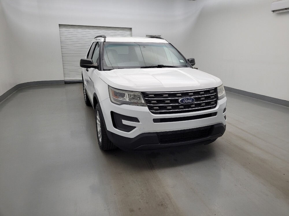2017 Ford Explorer in Louisville, KY 40258 - 18145037 14