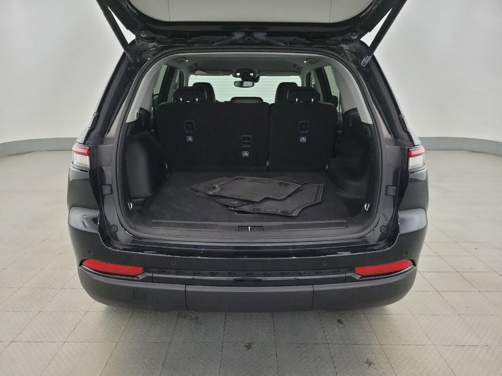 2023 Jeep Grand Cherokee in Woodbridge, VA 22191 - 18145040 29