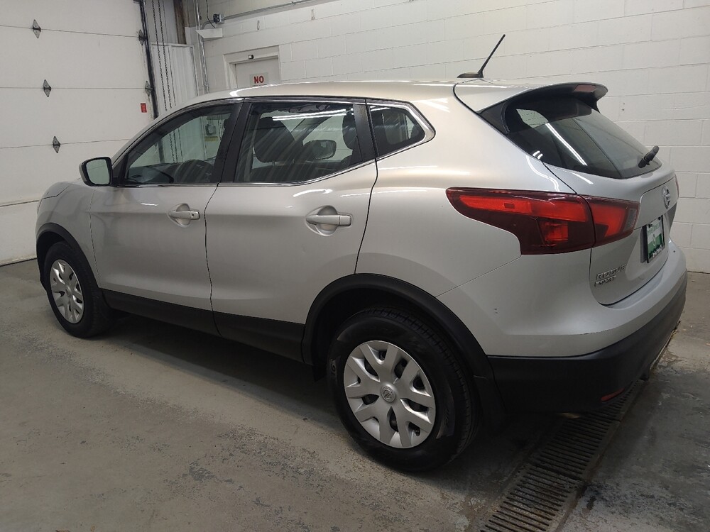 2019 Nissan Rogue Sport in Cincinnati, OH 45255 - 18145045 3