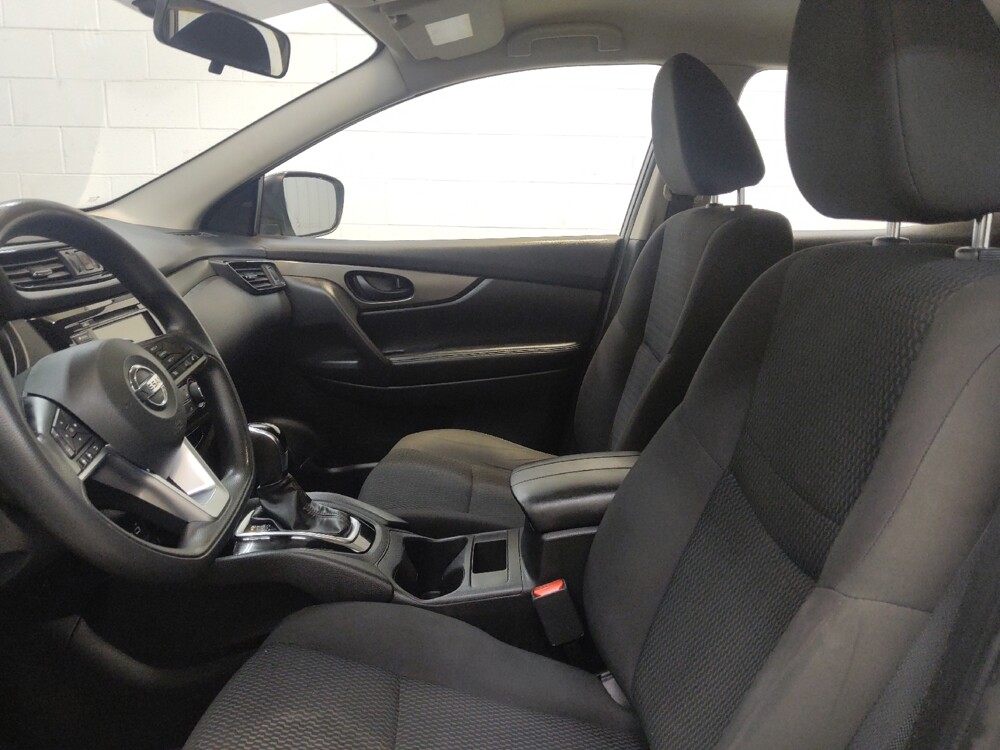 2019 Nissan Rogue Sport in Cincinnati, OH 45255 - 18145045 17