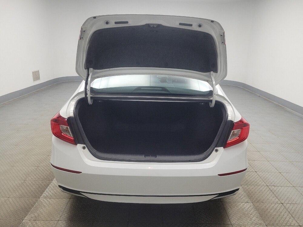 2018 Honda Accord in Indianapolis, IN 46222 - 18145047 29