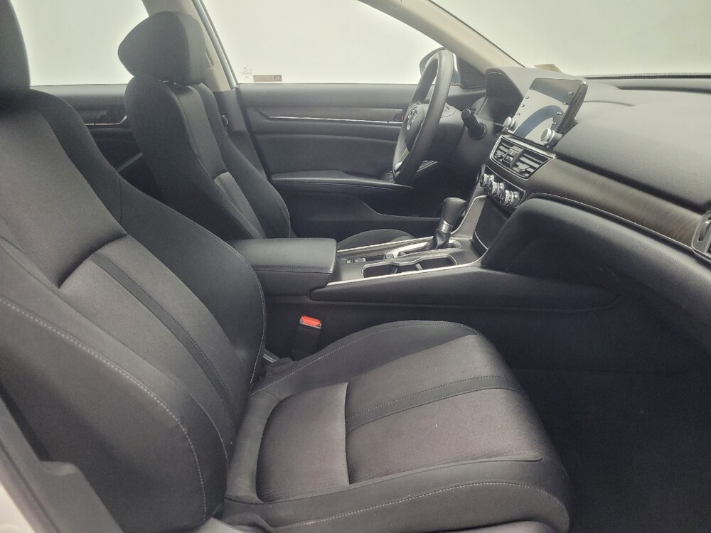 2018 Honda Accord in Indianapolis, IN 46222 - 18145047 21