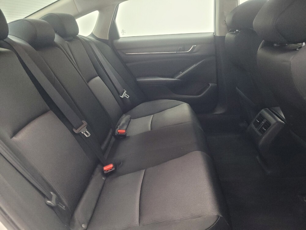 2018 Honda Accord in Indianapolis, IN 46222 - 18145047 19