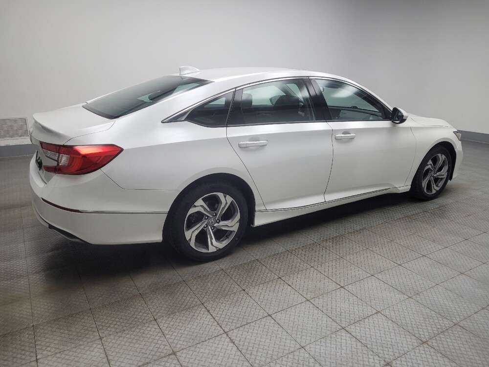 2018 Honda Accord in Indianapolis, IN 46222 - 18145047 10