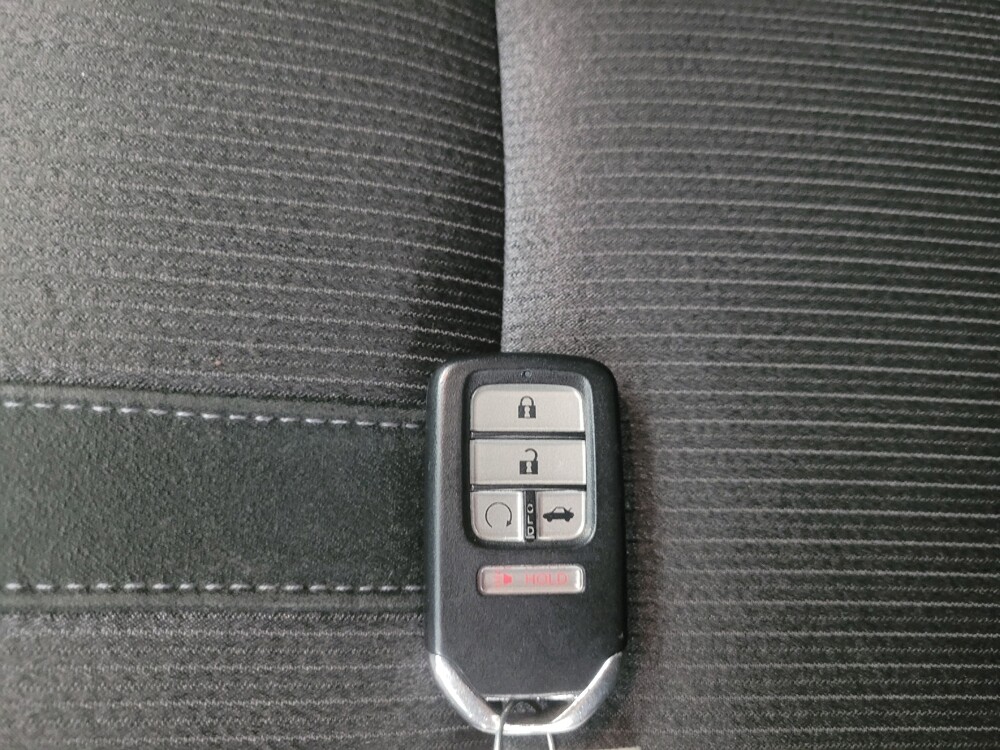 2018 Honda Accord in Indianapolis, IN 46222 - 18145047 32