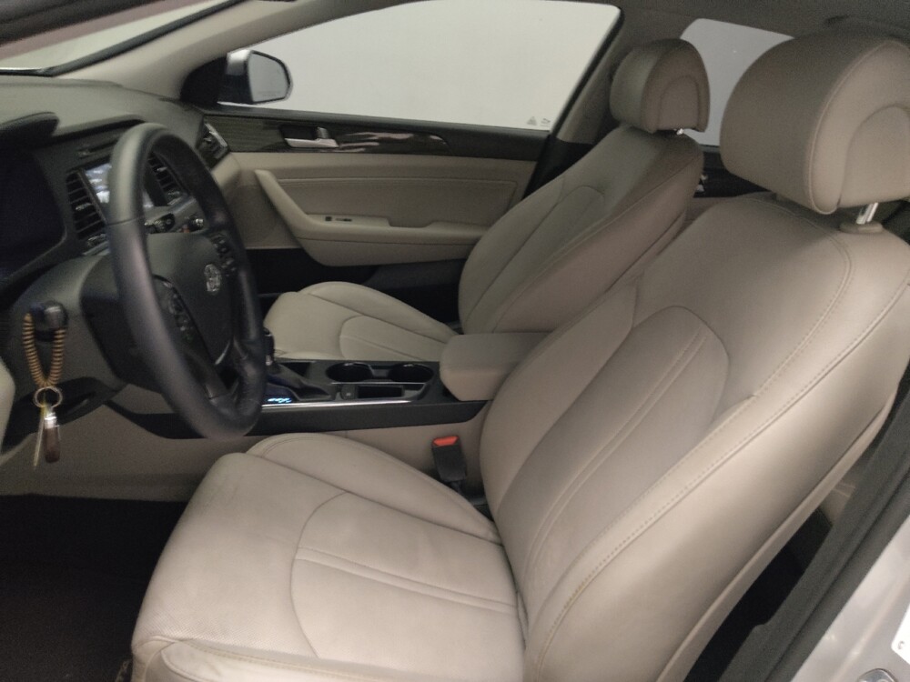 2017 Hyundai Sonata in Knoxville, TN 37923 - 18145049 17