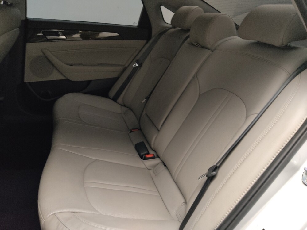 2017 Hyundai Sonata in Knoxville, TN 37923 - 18145049 18