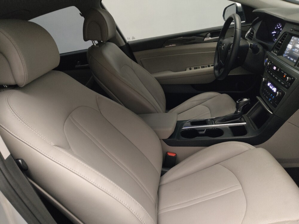 2017 Hyundai Sonata in Knoxville, TN 37923 - 18145049 21