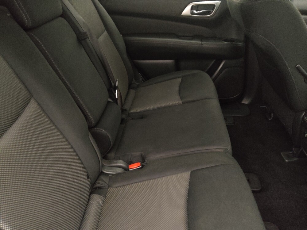2019 Nissan Pathfinder in Baton Rouge, LA 70816 - 18145050 19