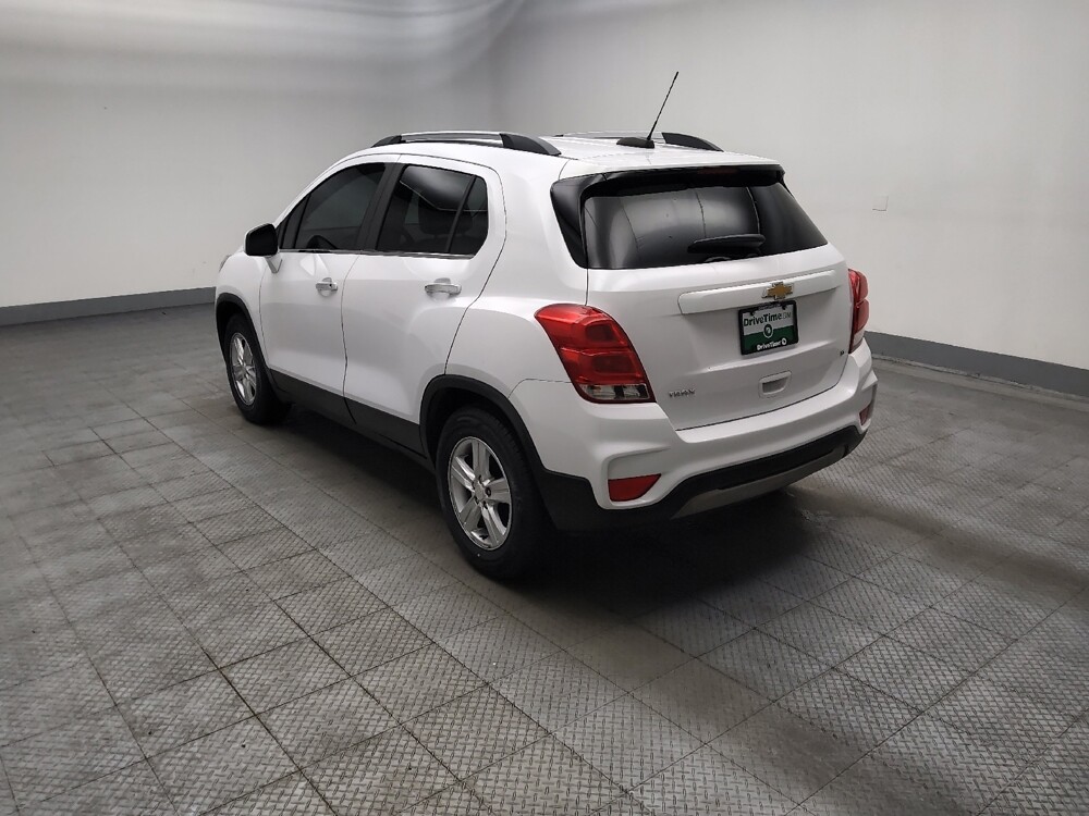 2019 Chevrolet Trax in Midlothian, IL 60445 - 18145053 5