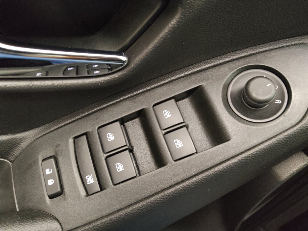 2019 Chevrolet Trax in Midlothian, IL 60445 - 18145053 27