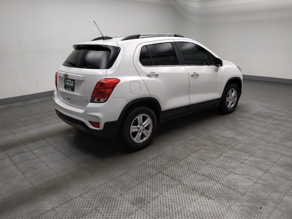 2019 Chevrolet Trax in Midlothian, IL 60445 - 18145053 10