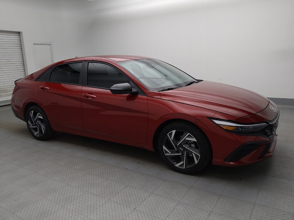 2025 Hyundai Elantra in Lakewood, CO 80215 - 18145057 11