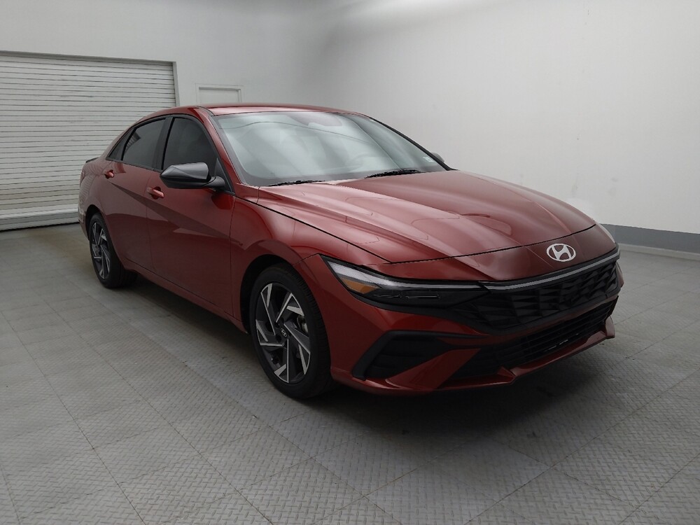 2025 Hyundai Elantra in Lakewood, CO 80215 - 18145057 13