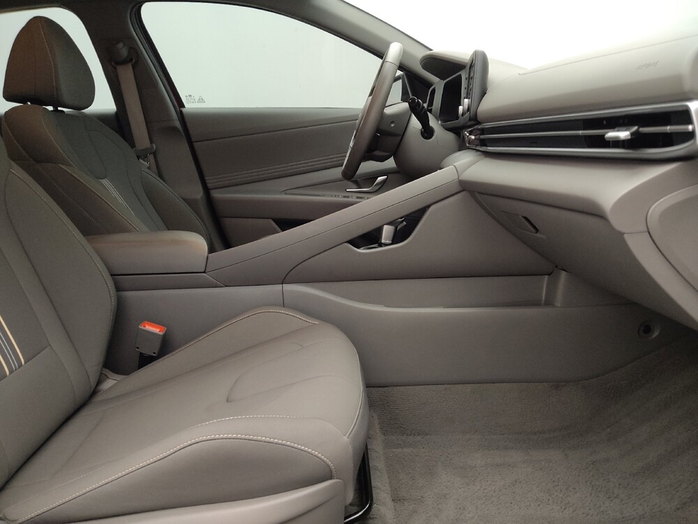 2025 Hyundai Elantra in Lakewood, CO 80215 - 18145057 21
