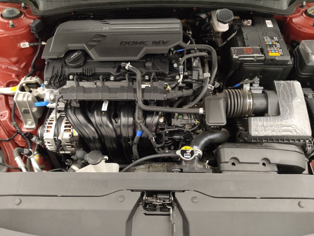 2025 Hyundai Elantra in Lakewood, CO 80215 - 18145057 30