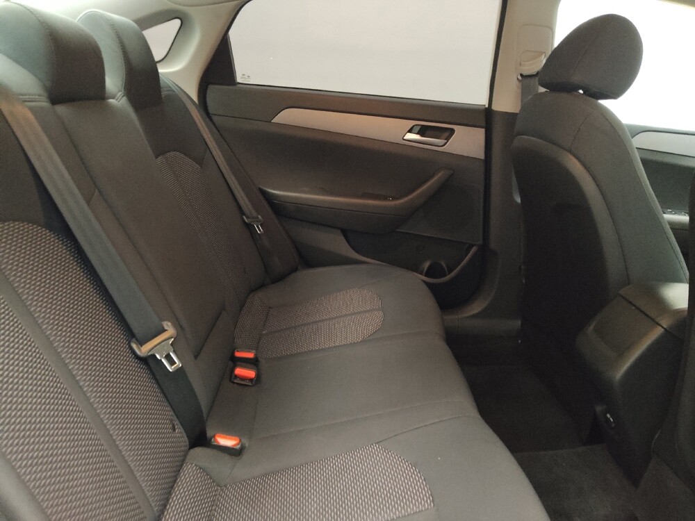 2019 Hyundai Sonata in Midlothian, IL 60445 - 18145065 19