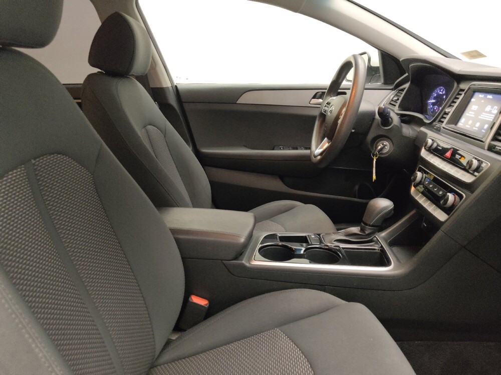 2019 Hyundai Sonata in Midlothian, IL 60445 - 18145065 21